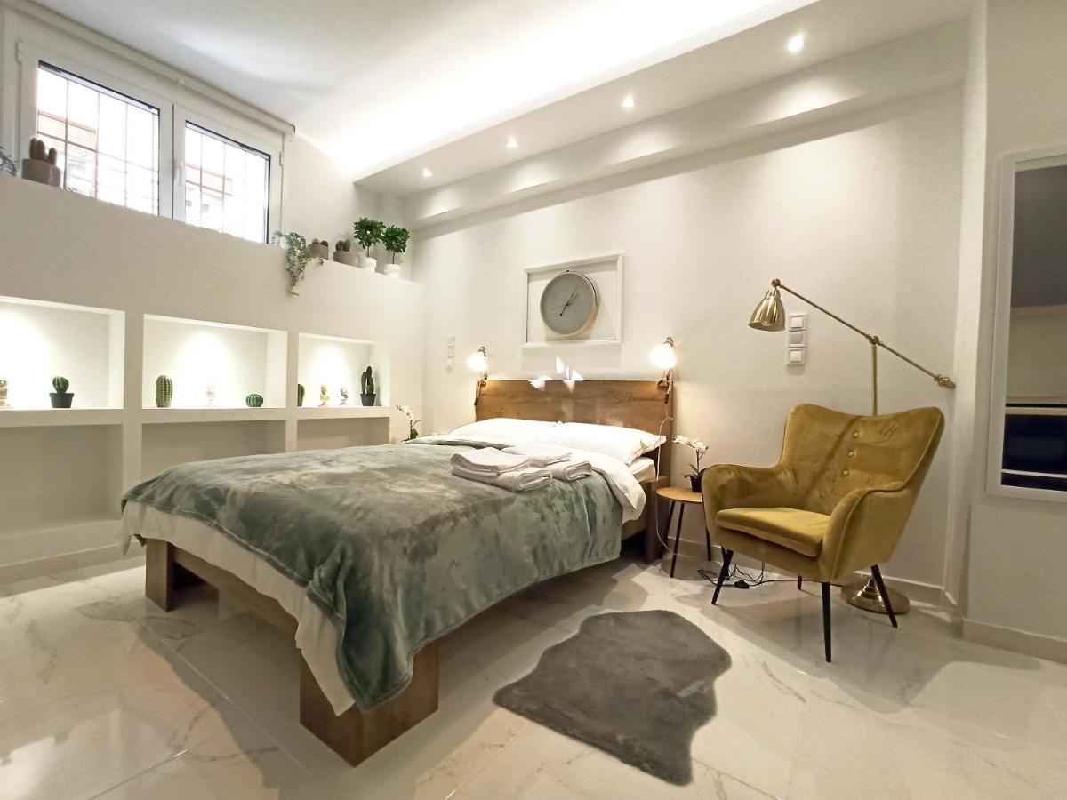 Mikalis Studio Атина Екстериор снимка