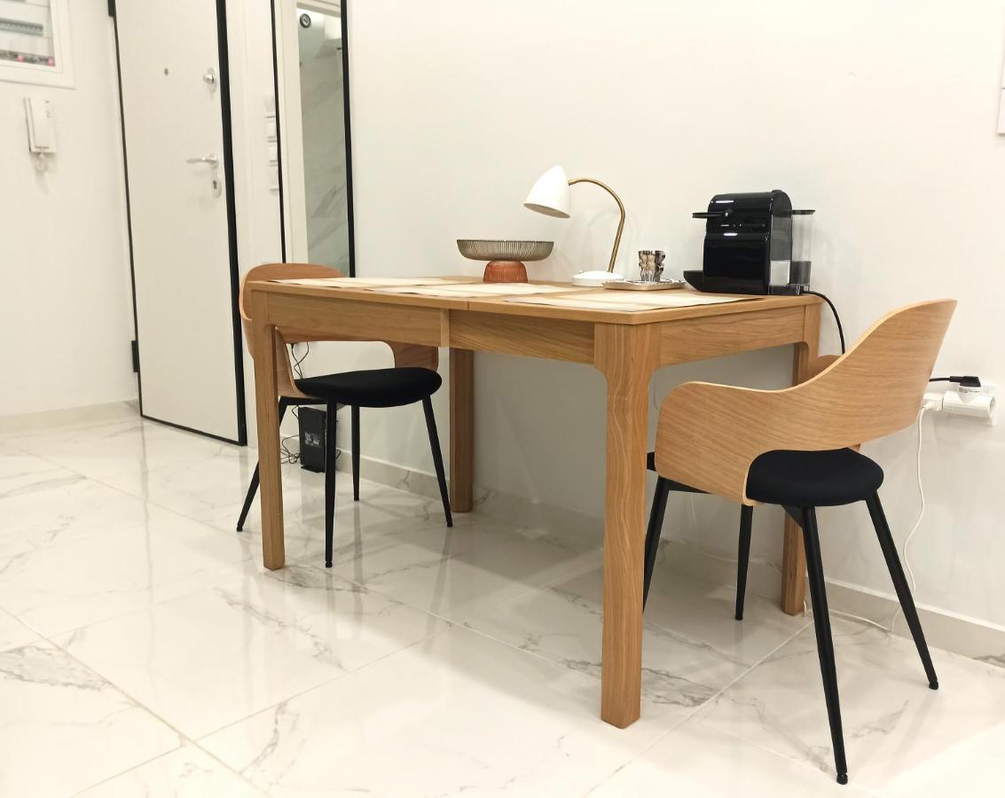 Mikalis Studio Атина Екстериор снимка